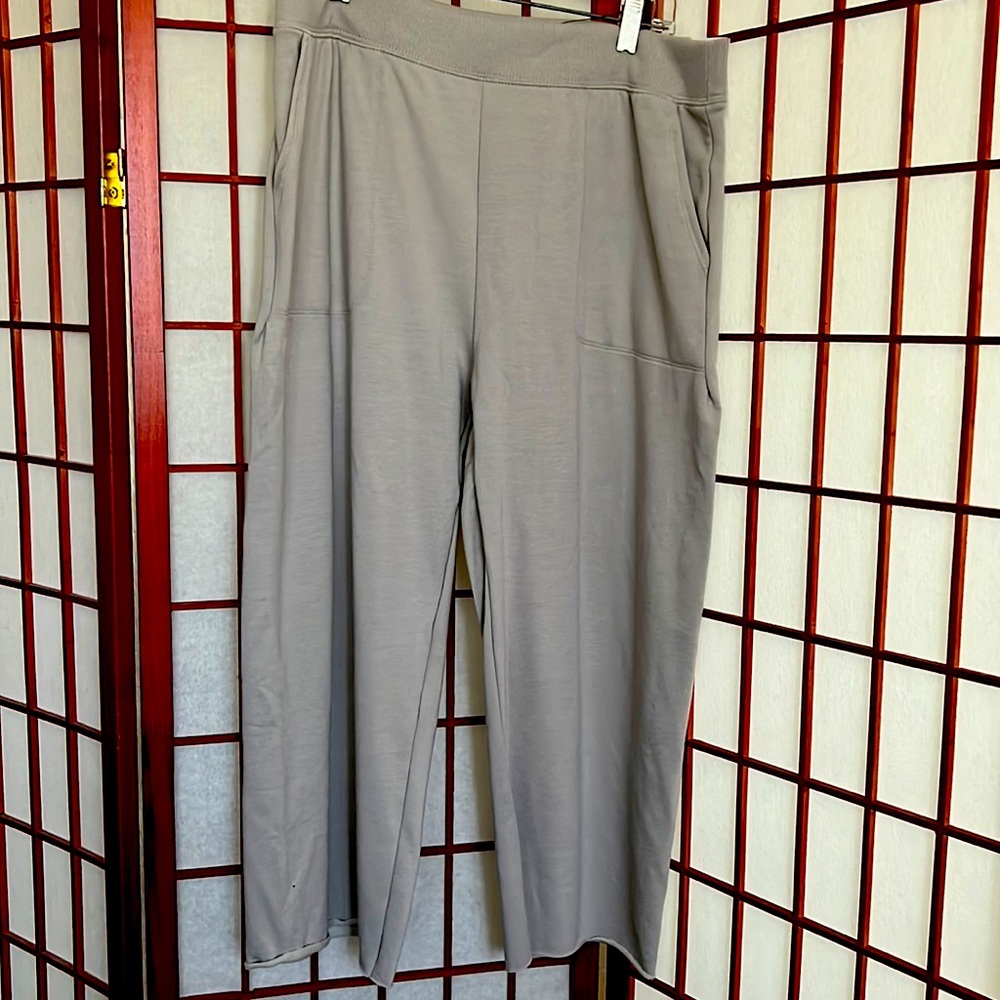NWT Nike yoga pants